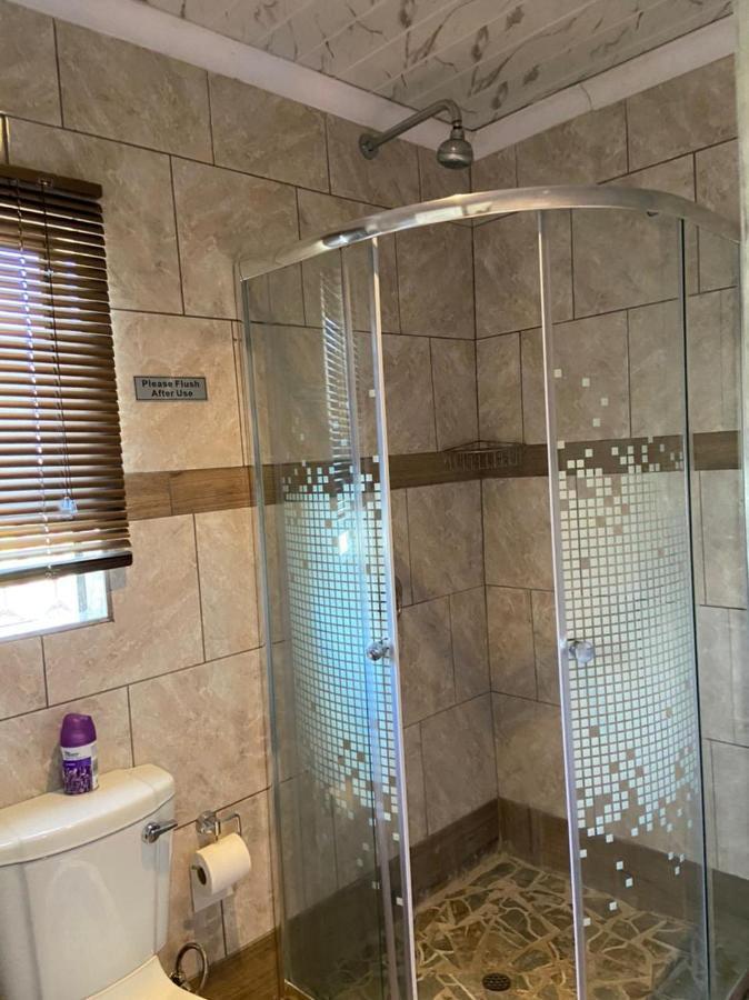 Nsuku Bed And Breakfast Thulamahashi Екстер'єр фото